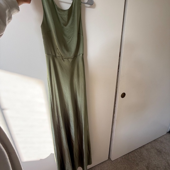 Bridesmaid/Prom dress - Picture 2 of 4